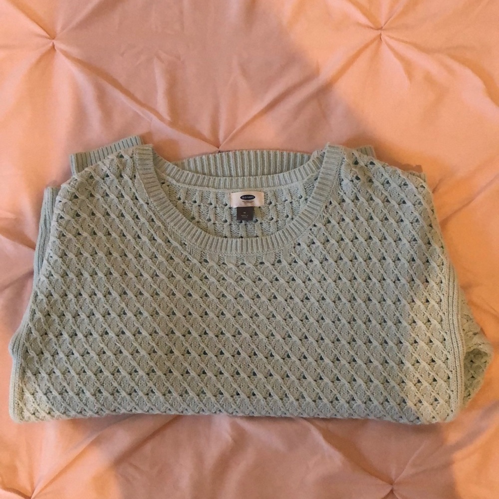 Old navy sweater